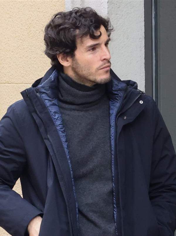 Carlos